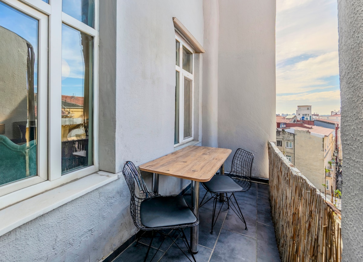 İstanbul'un göbeği | Galata Kulesi yakınında 1 yatak odalı daire — photo 7